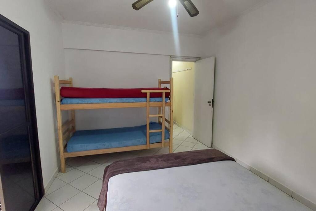 Apartamento Guilhermina - Grande Praia Grande (Santos)
