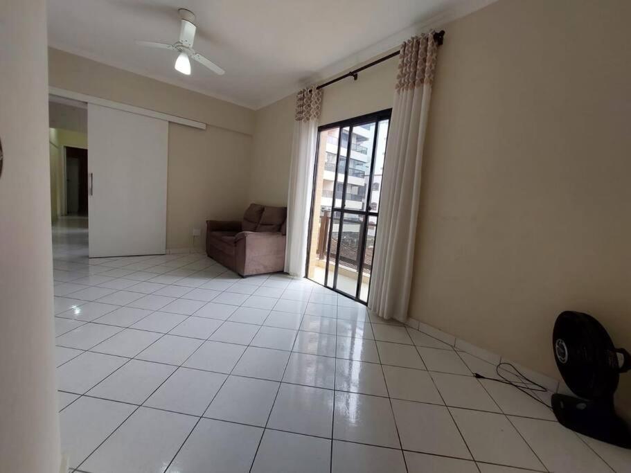 Guilhermina - Grande Apartamento *